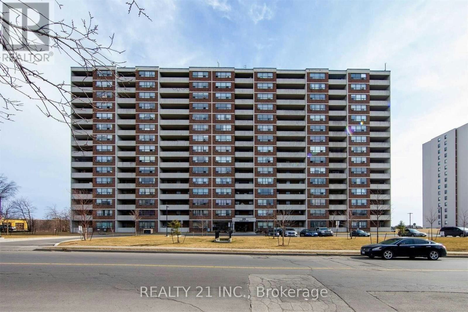811-25 Sunrise Avenue S, Toronto, ON, M4A 2S2