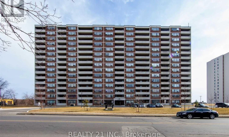 811-25 Sunrise Avenue S