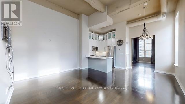 405-135 Dalhousie Street, Toronto, ON, M5B 2S1 - 2
