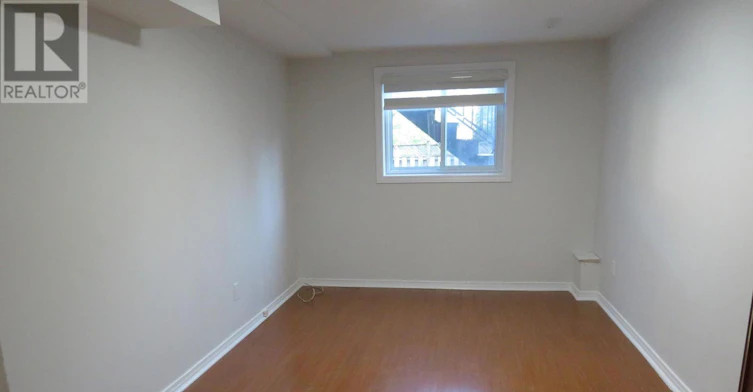 10 Pine Bough Manor, Richmond Hill, ON, L4S 1A4 - 10