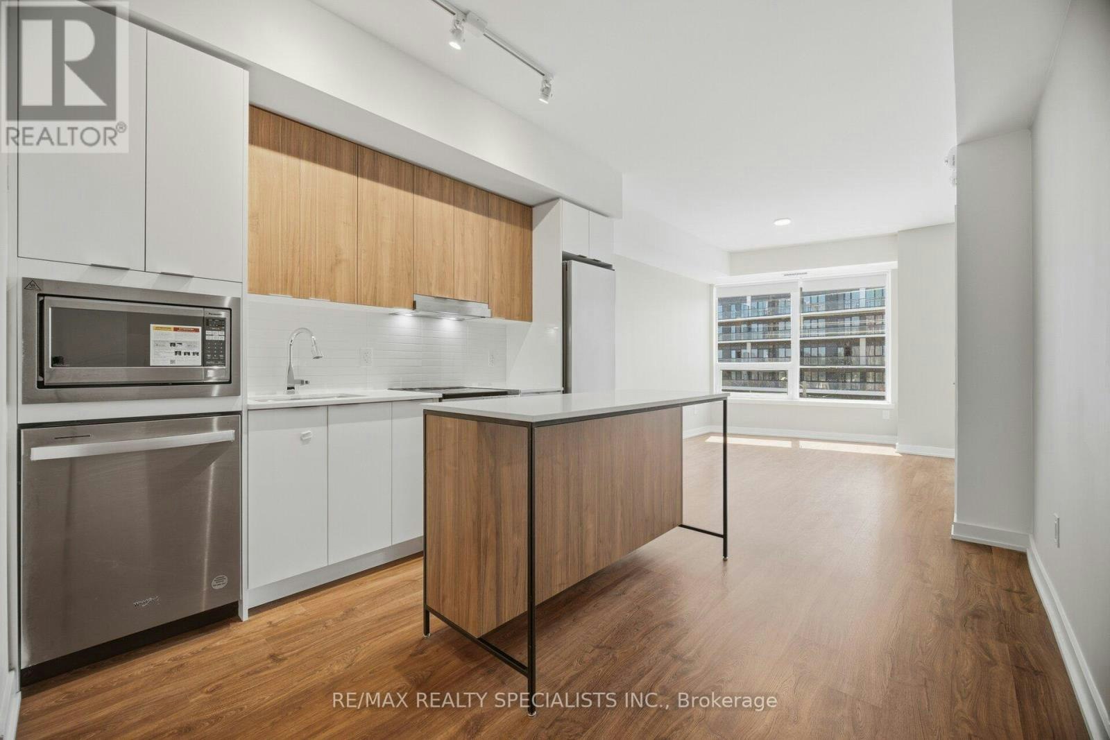 308-5105 Hurontario Street, Mississauga, ON, L4Z 3X7 - 11
