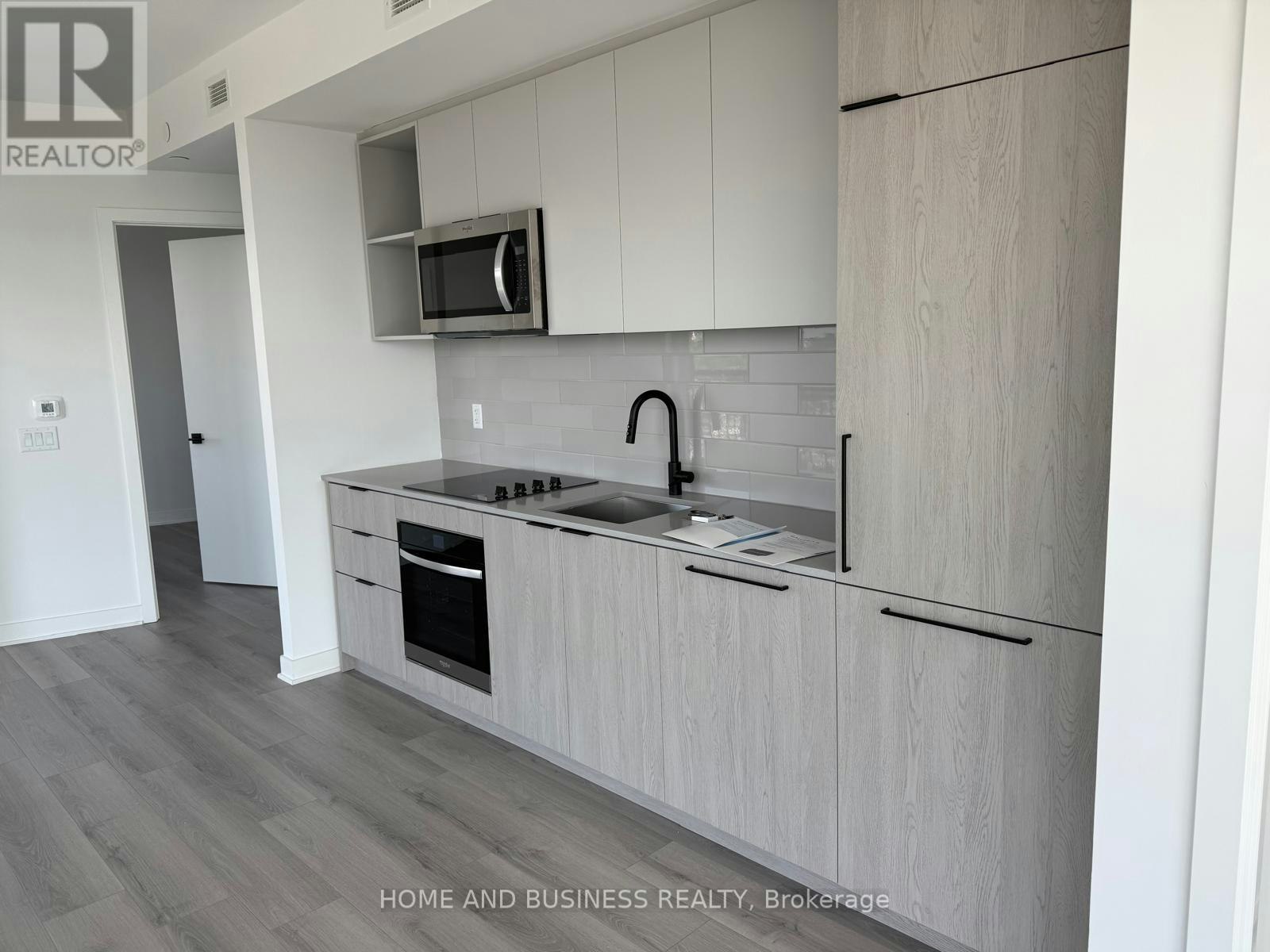 2002-1185 Dupont Street, Toronto, ON, M6H 0G5