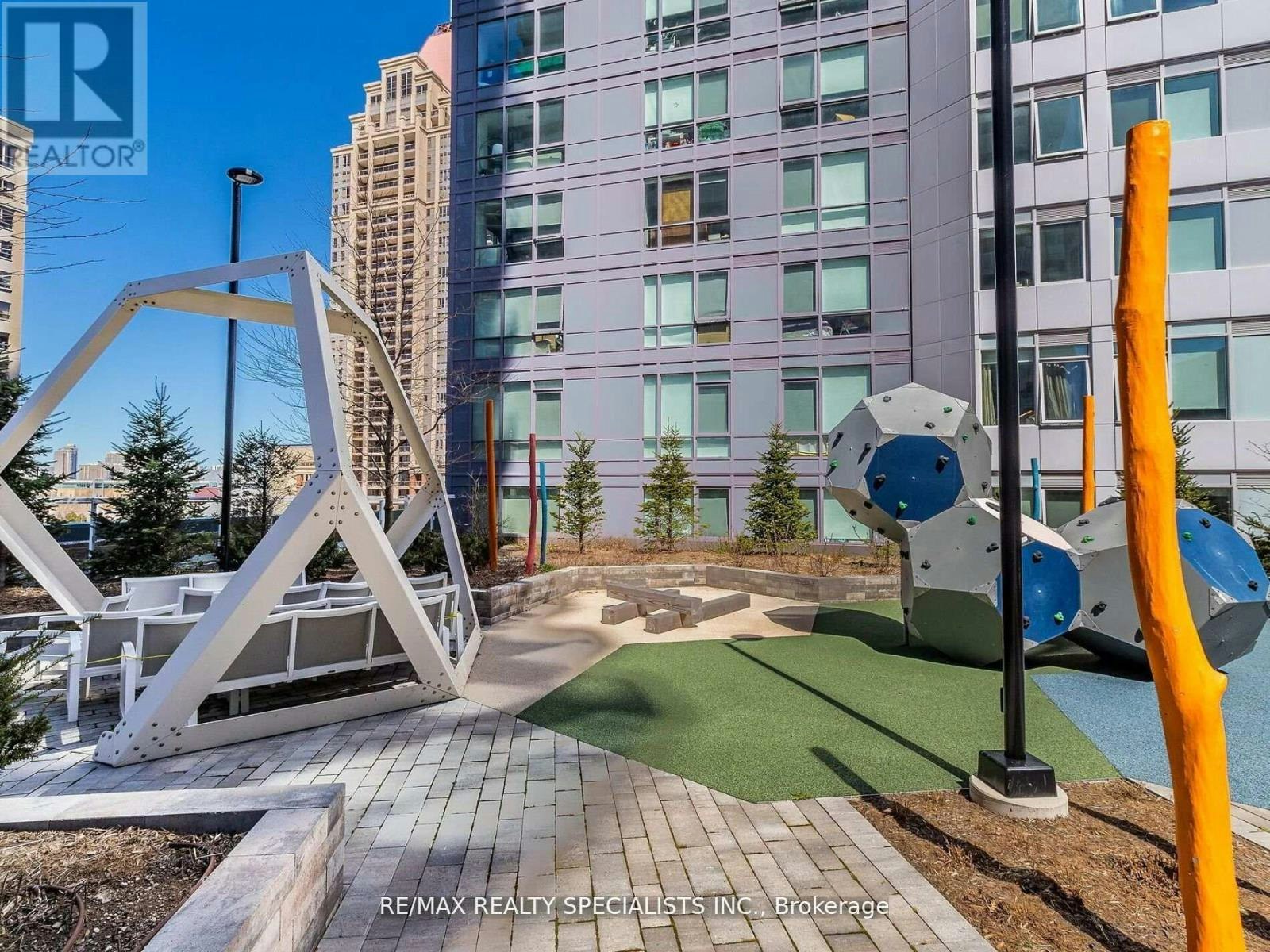 1511-4065 Confederation Parkway, Mississauga, ON, L5B 0L4 - 23