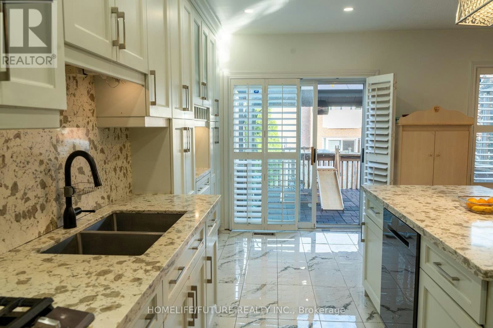 620 Madame Street, Mississauga, ON, L5W 1G6 - 6