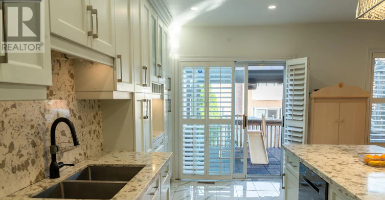 620 Madame Street, Mississauga, ON, L5W 1G6 - 6
