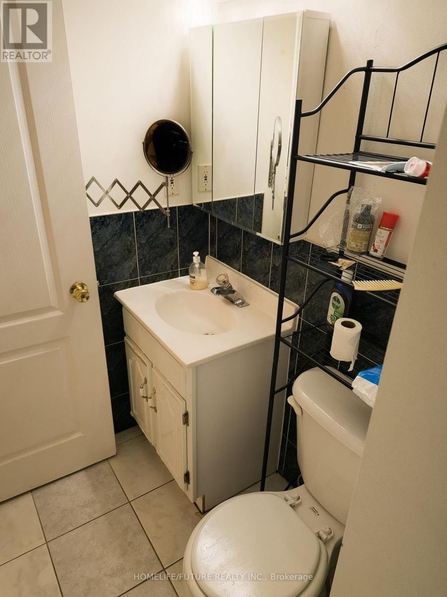 620 Madame Street, Mississauga, ON, L5W 1G6 - 11