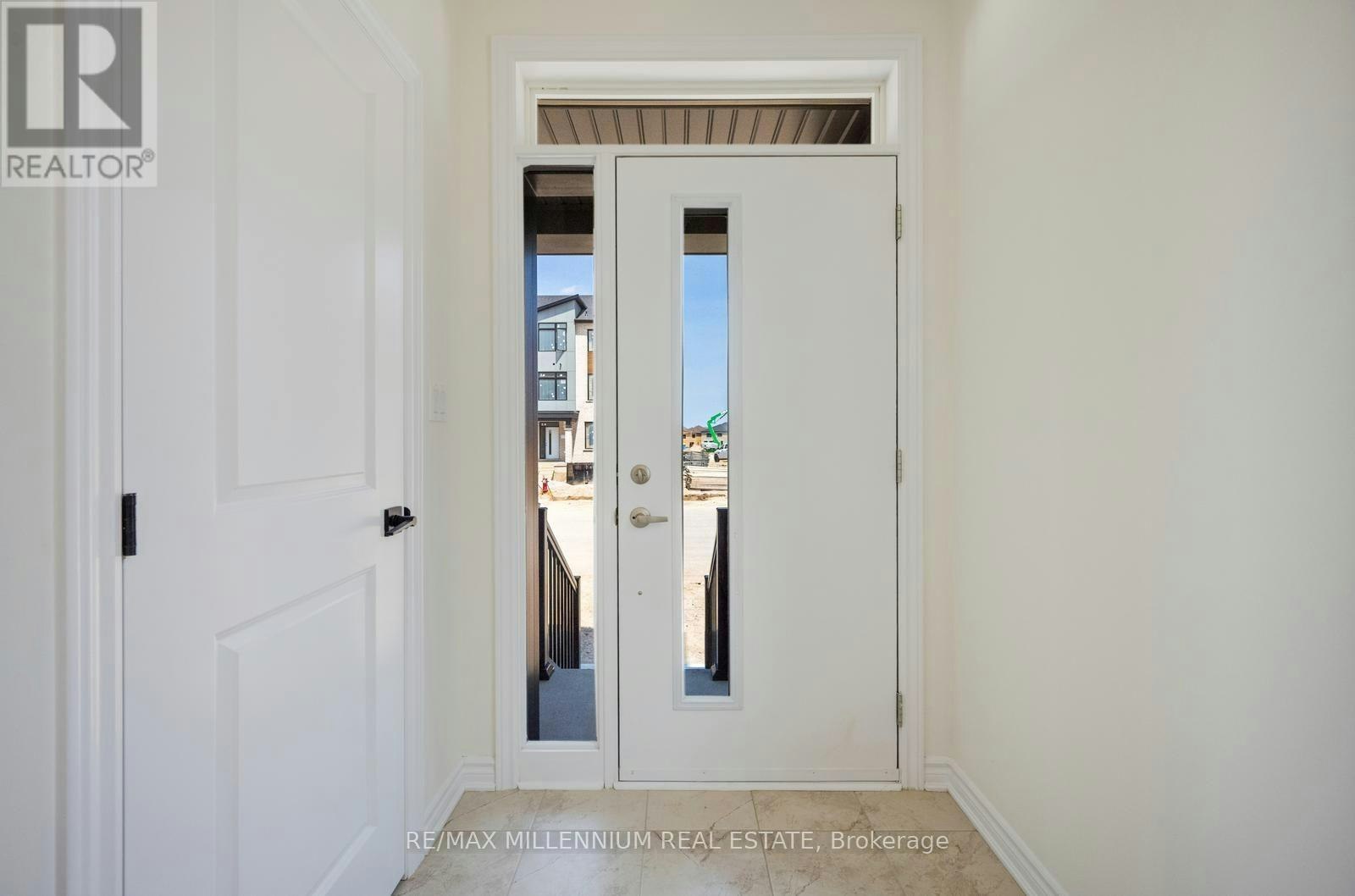 MAIN-50 Thornbird Crescent, Brampton, ON, L7A 0B8 - 9