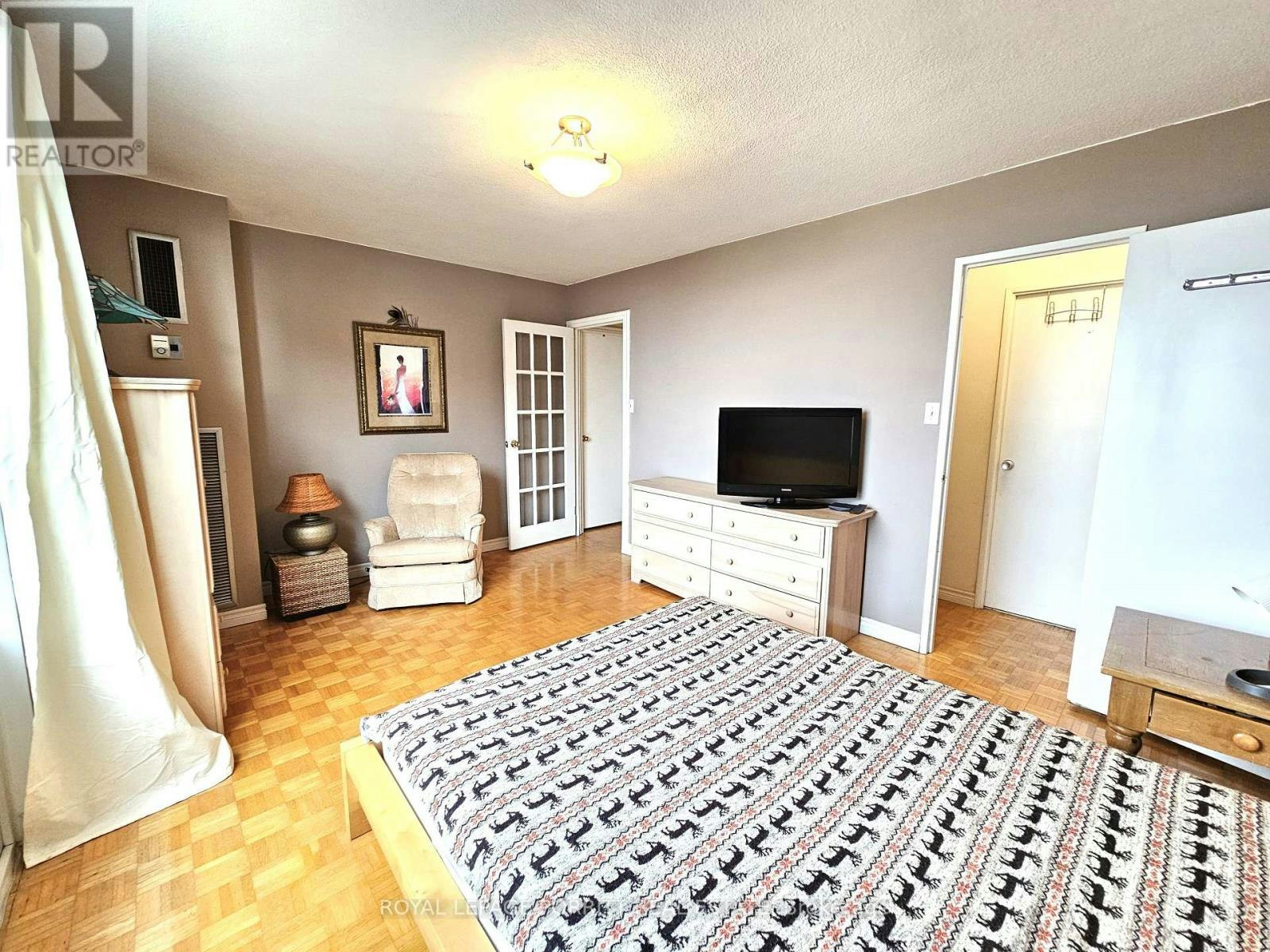 1704-1535 Lakeshore Road E, Mississauga, ON, L5E 3E2 - 14