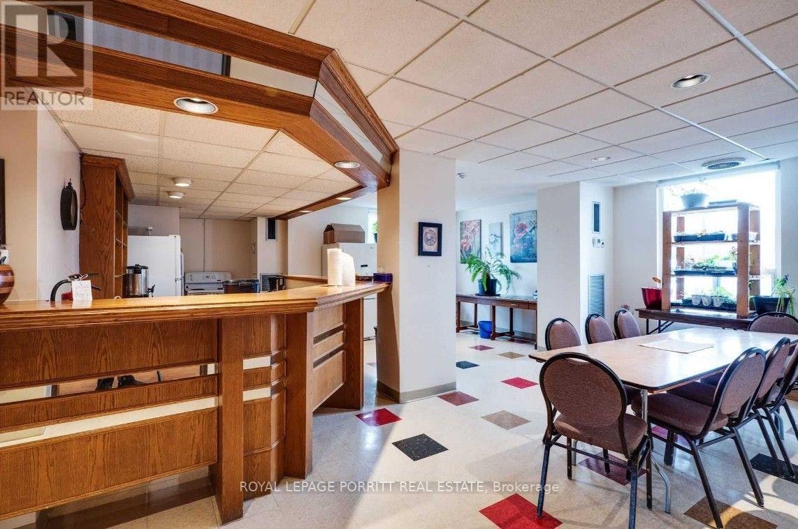 1704-1535 Lakeshore Road E, Mississauga, ON, L5E 3E2 - 30
