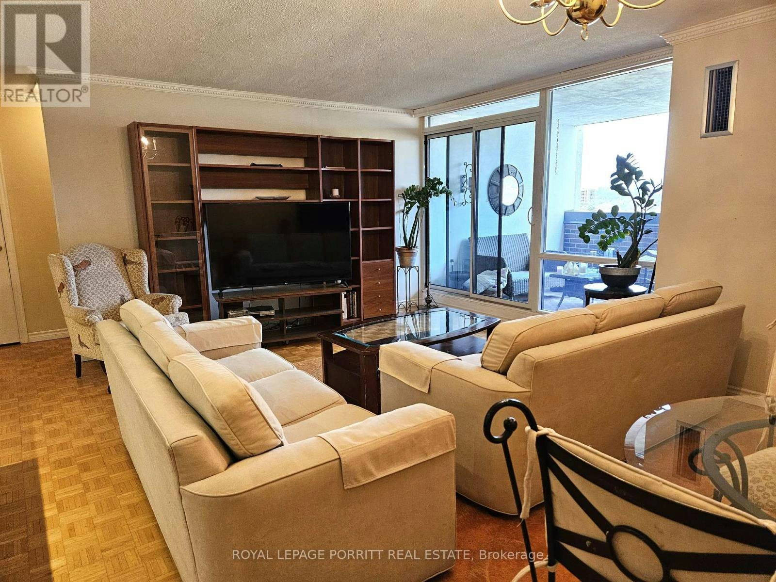 1704-1535 Lakeshore Road E, Mississauga, ON, L5E 3E2 - 9