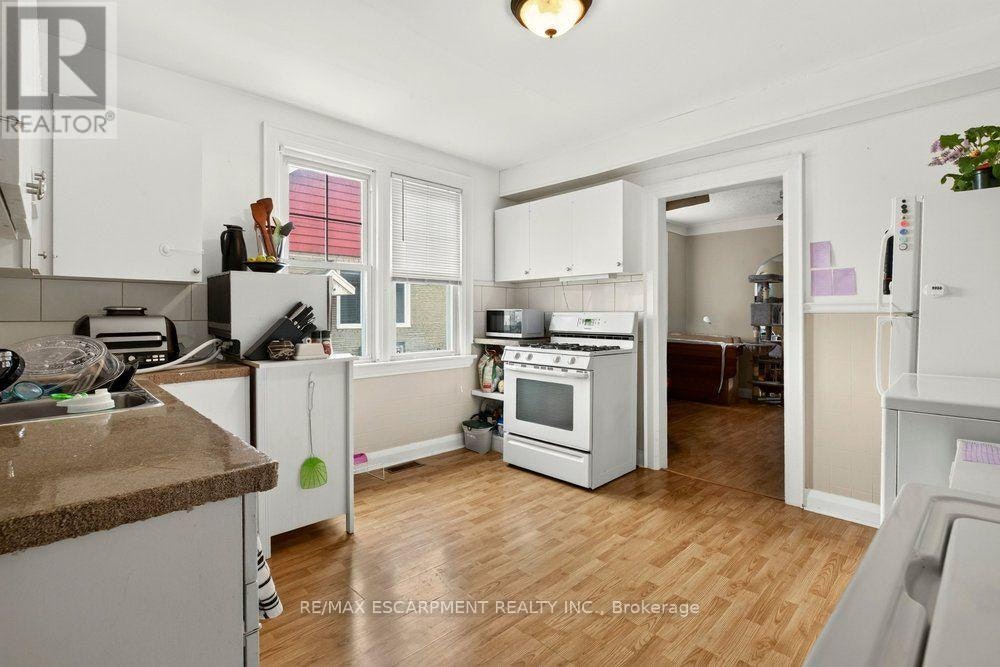 FRONT-66 Queen Street S, Thorold, ON, L2V 3N5 - 6
