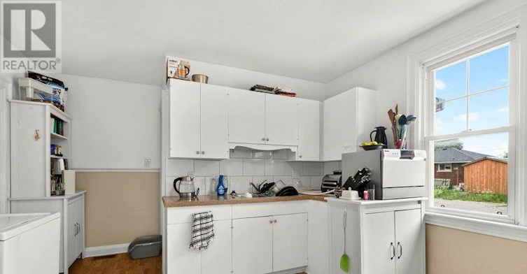 FRONT-66 Queen Street S, Thorold, ON, L2V 3N5 - 7