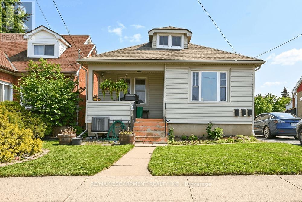 FRONT-66 Queen Street S, Thorold, ON, L2V 3N5