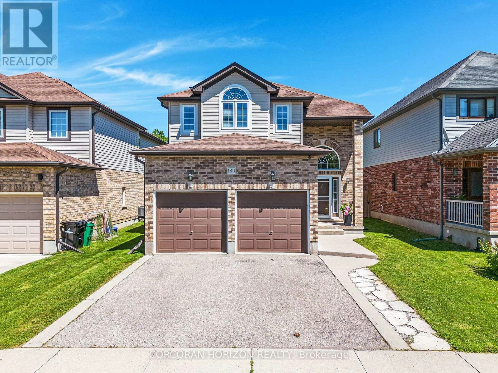 135 Broadoaks Drive, Cambridge, ON, N1T 0A9