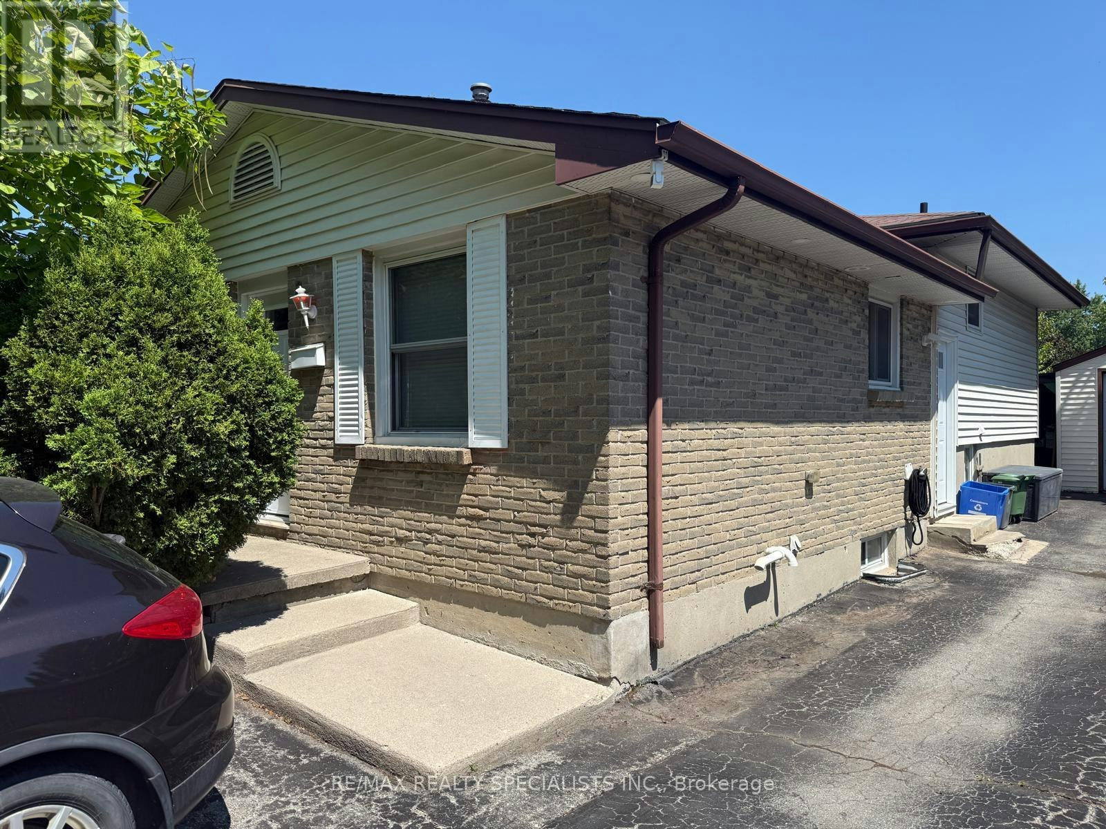 8 Kintail Crescent, London, ON, N6E 1J5