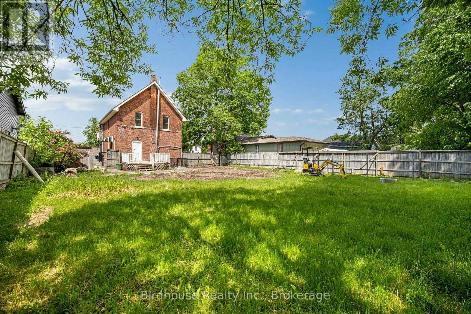 108 Lindsay Street S, Kawartha Lakes, ON, K9V 2M6 - 13