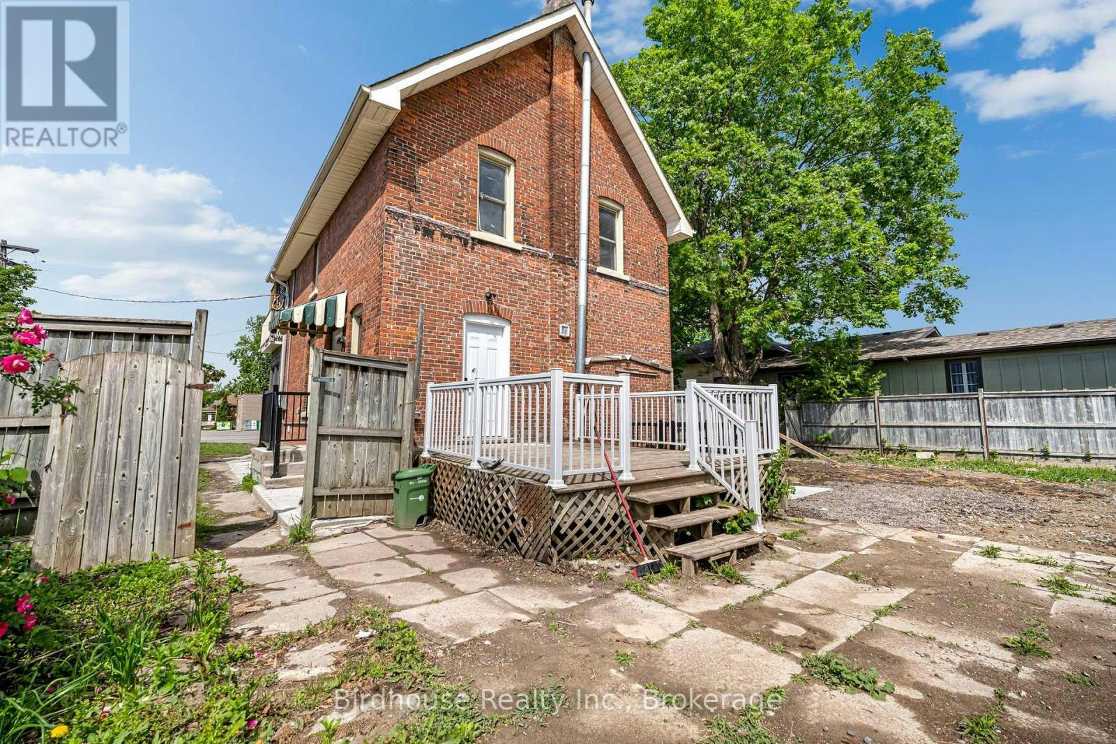 108 Lindsay Street S, Kawartha Lakes, ON, K9V 2M6 - 10