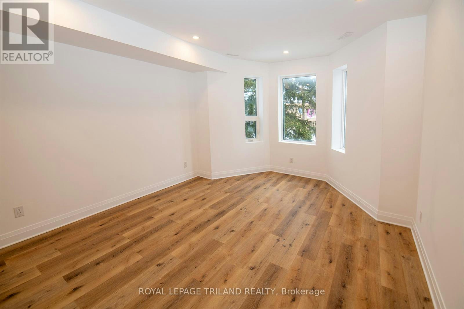 201-425 Dundas Street, London, ON, N6B 1V9 - 8
