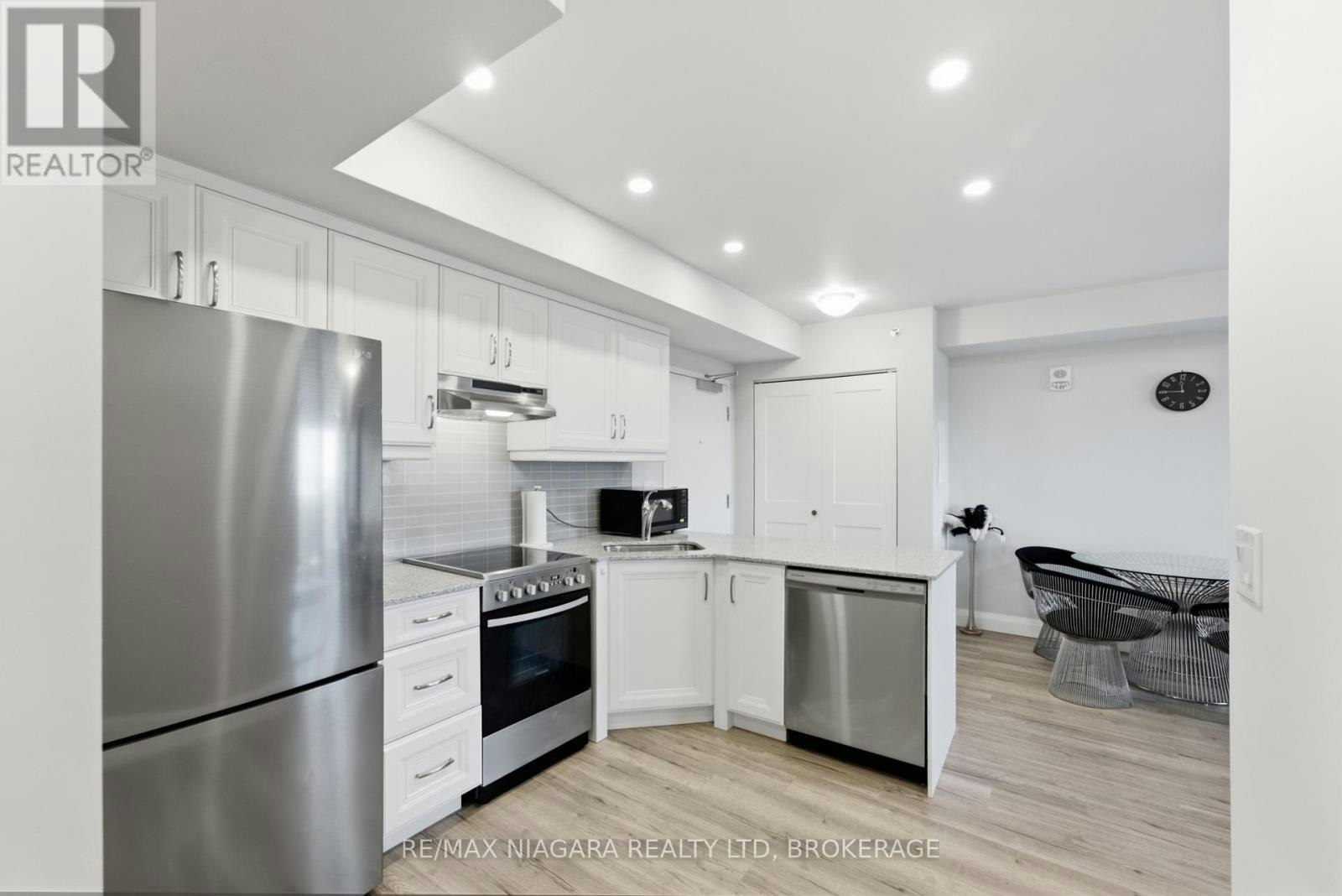 712-5698 Main Street, Niagara Falls, ON, L2G 5Z4 - 6