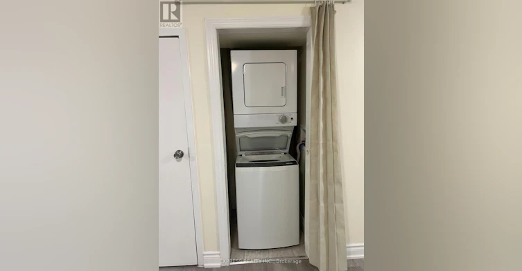 BSMT-711 Dunlop Street W, Whitby, ON, L1N 1V4 - 15