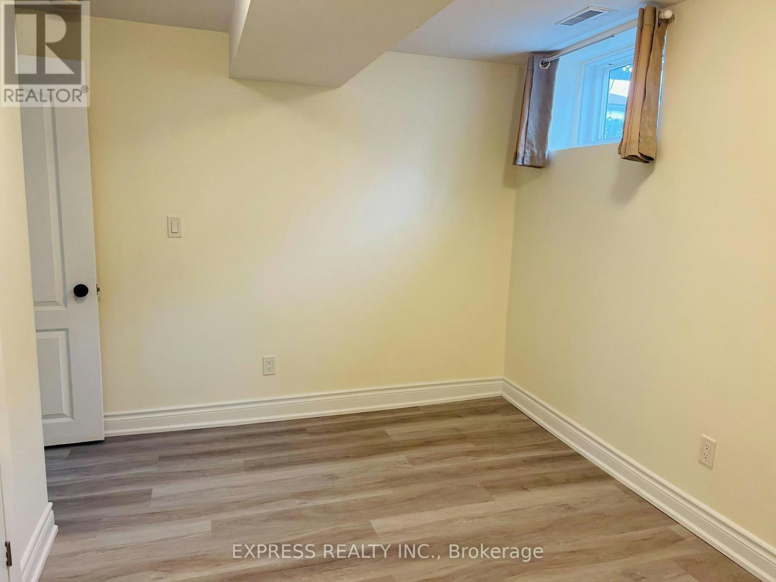 BSMT-711 Dunlop Street W, Whitby, ON, L1N 1V4 - 8
