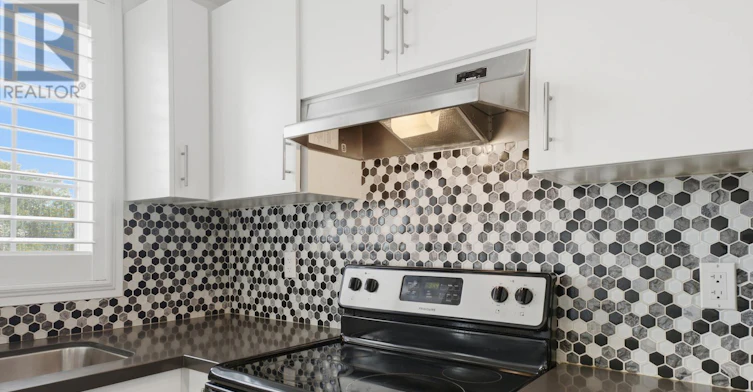 E09-26 Bruce Street, Vaughan, ON, L4L 1J4 - 16