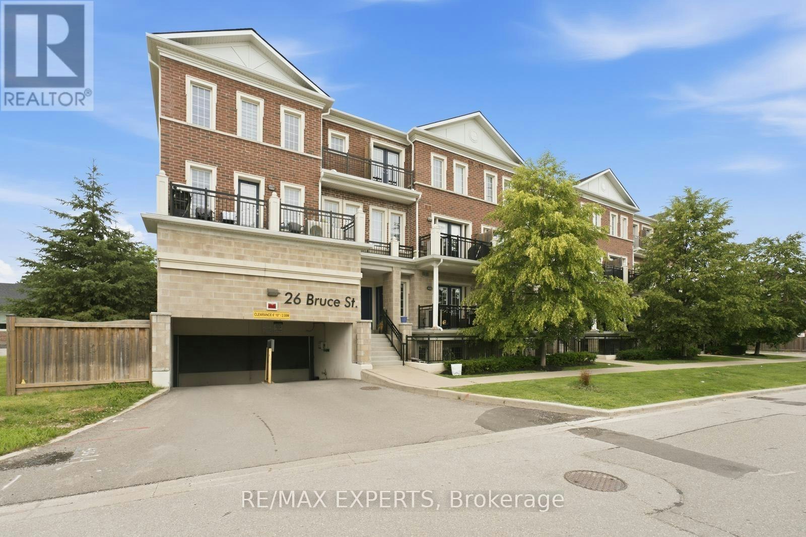 E09-26 Bruce Street, Vaughan, ON, L4L 1J4
