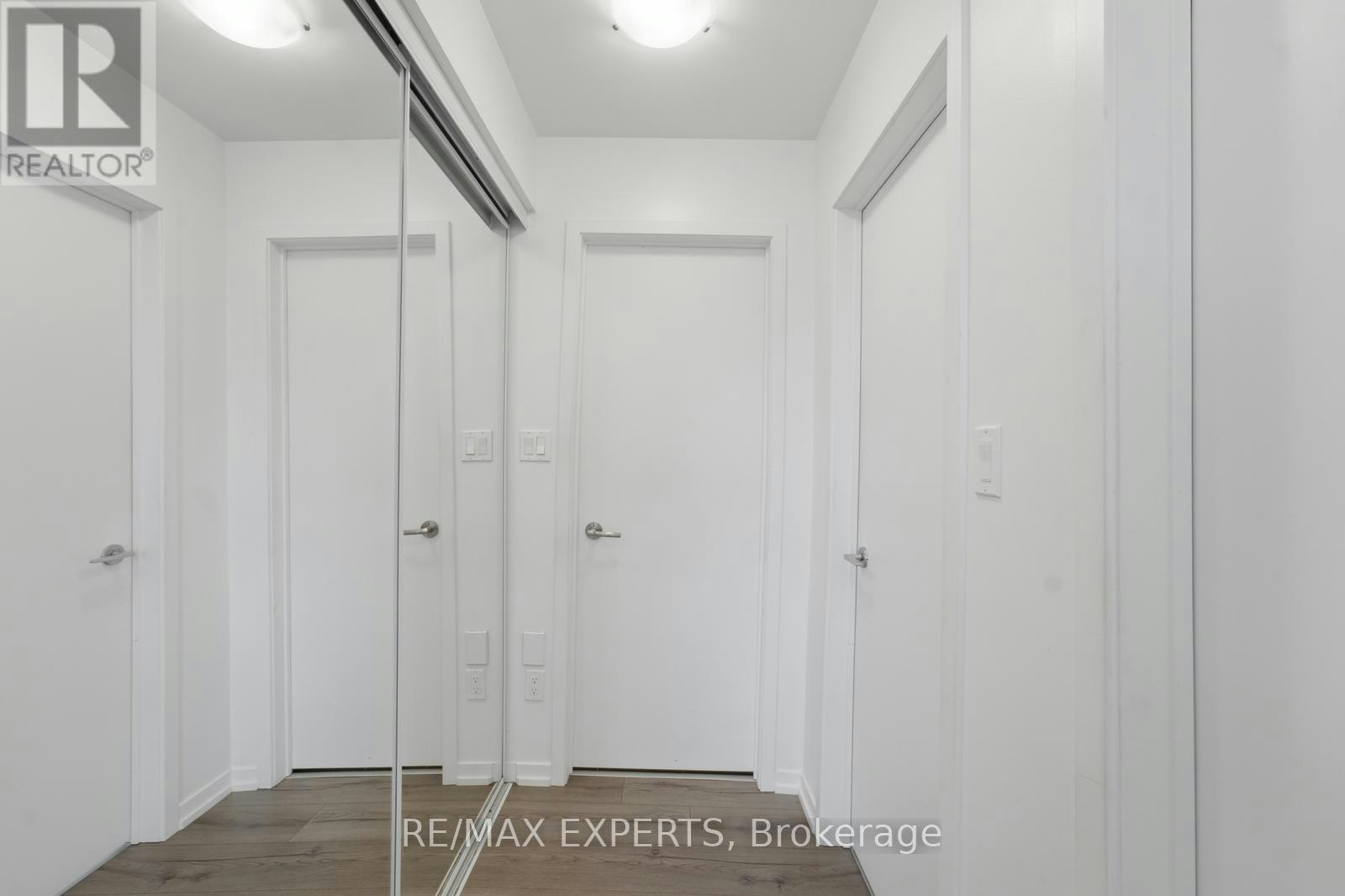 E09-26 Bruce Street, Vaughan, ON, L4L 1J4 - 19