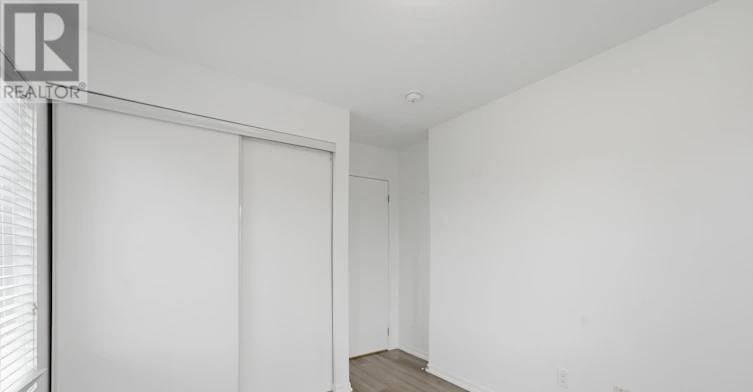 E09-26 Bruce Street, Vaughan, ON, L4L 1J4 - 21