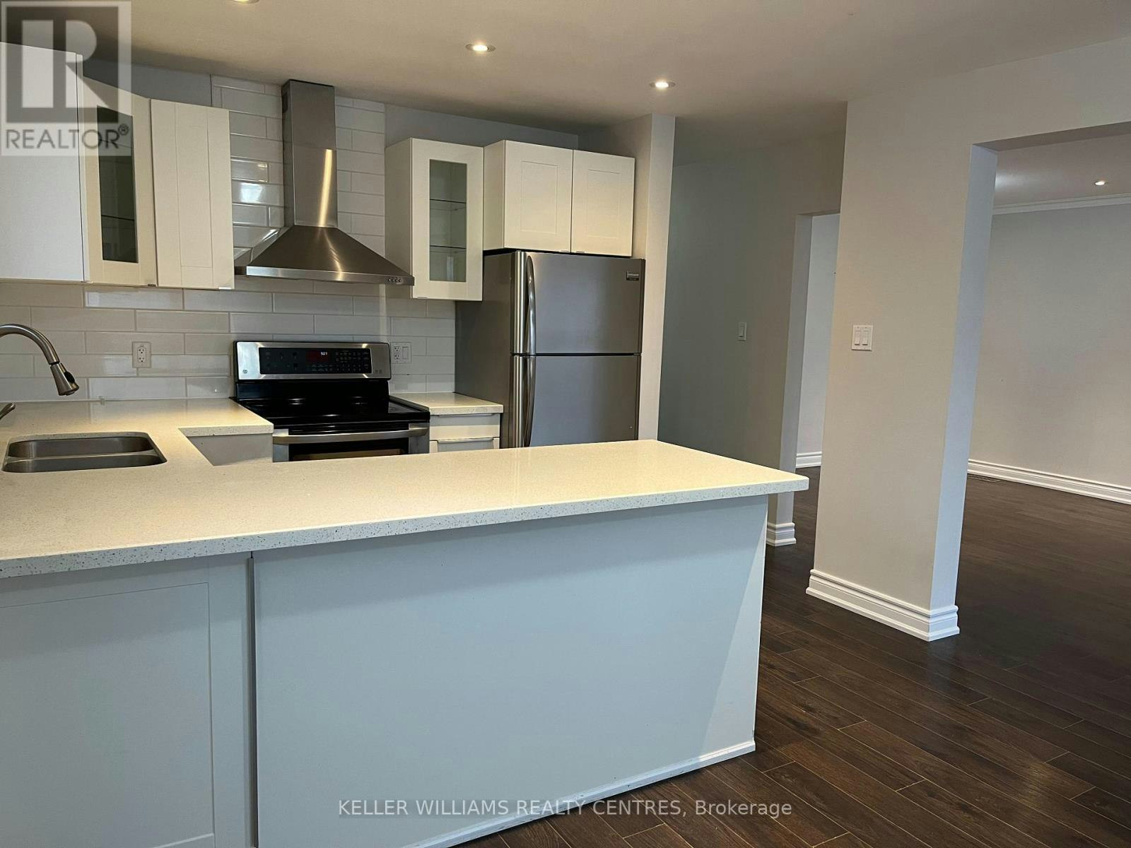 UPPER-211 Silverbirch Drive, Newmarket, ON, L3Y 2Z6 - 4