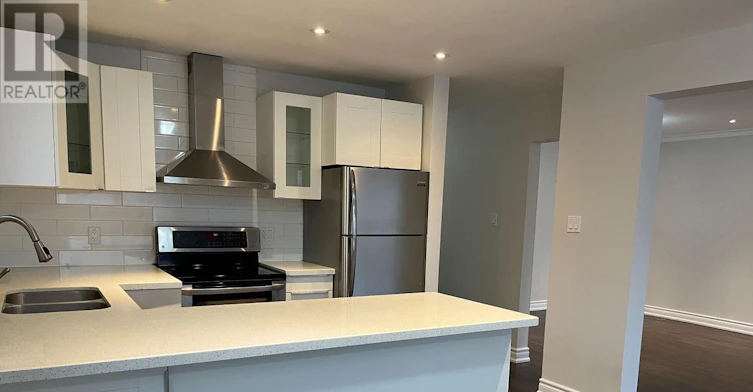 UPPER-211 Silverbirch Drive, Newmarket, ON, L3Y 2Z6 - 4