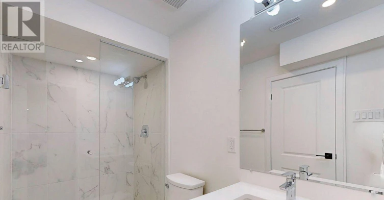 LOWER-208 Mcroberts Avenue W, Toronto, ON, M6E 4P5 - 12