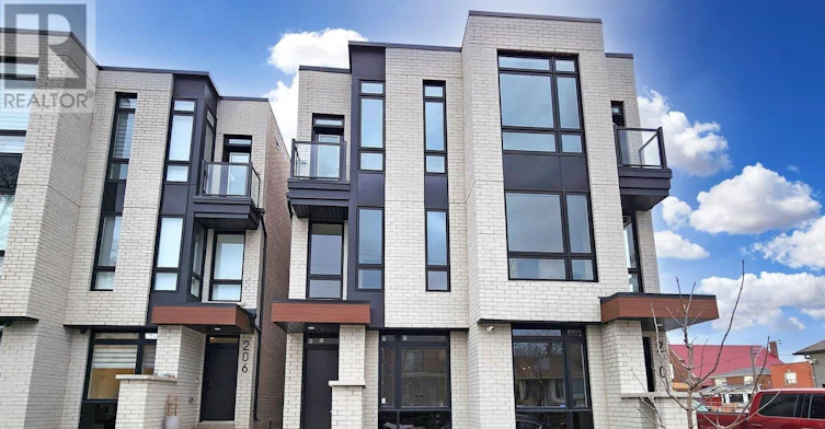 LOWER-208 Mcroberts Avenue W, Toronto, ON, M6E 4P5 - 2