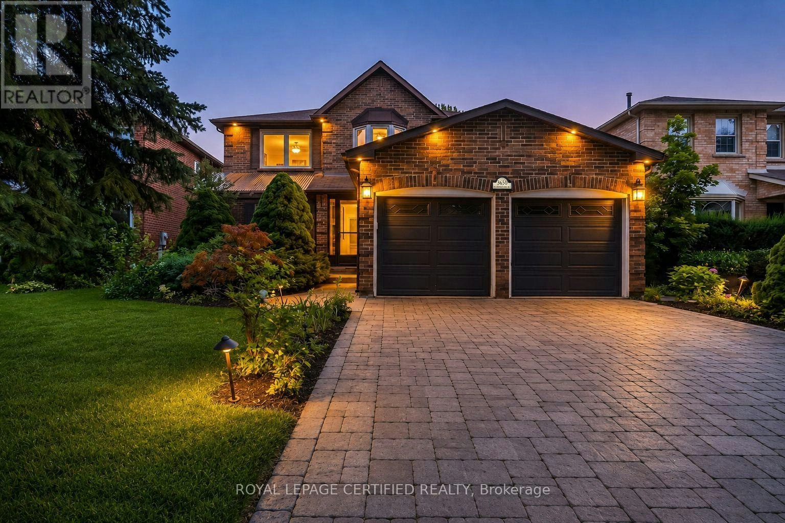 3650 Baird Court, Mississauga, ON, L5L 4T4