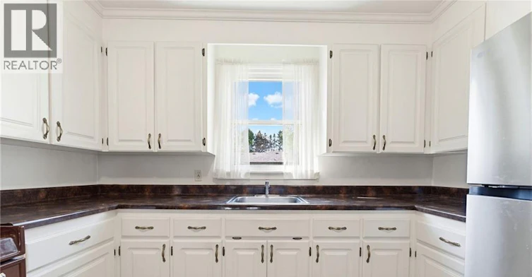 10 Oakley Court, Hamilton, ON, L9G 1T5 - 6