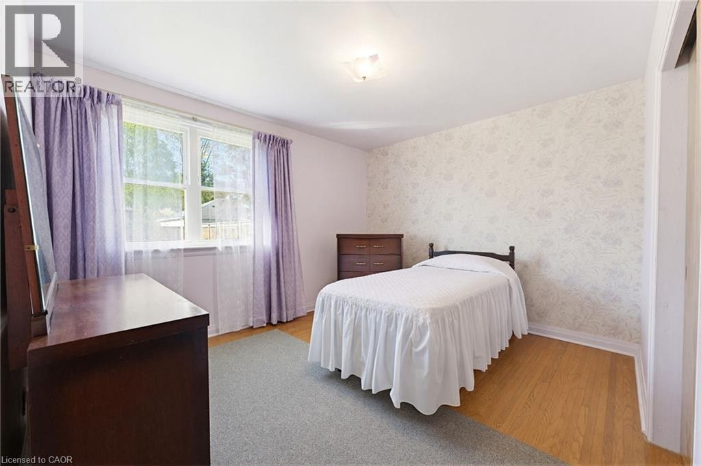 10 Oakley Court, Hamilton, ON, L9G 1T5 - 10