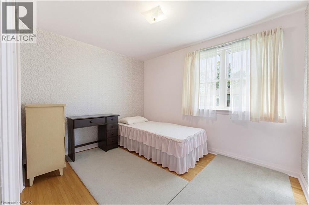 10 Oakley Court, Hamilton, ON, L9G 1T5 - 8