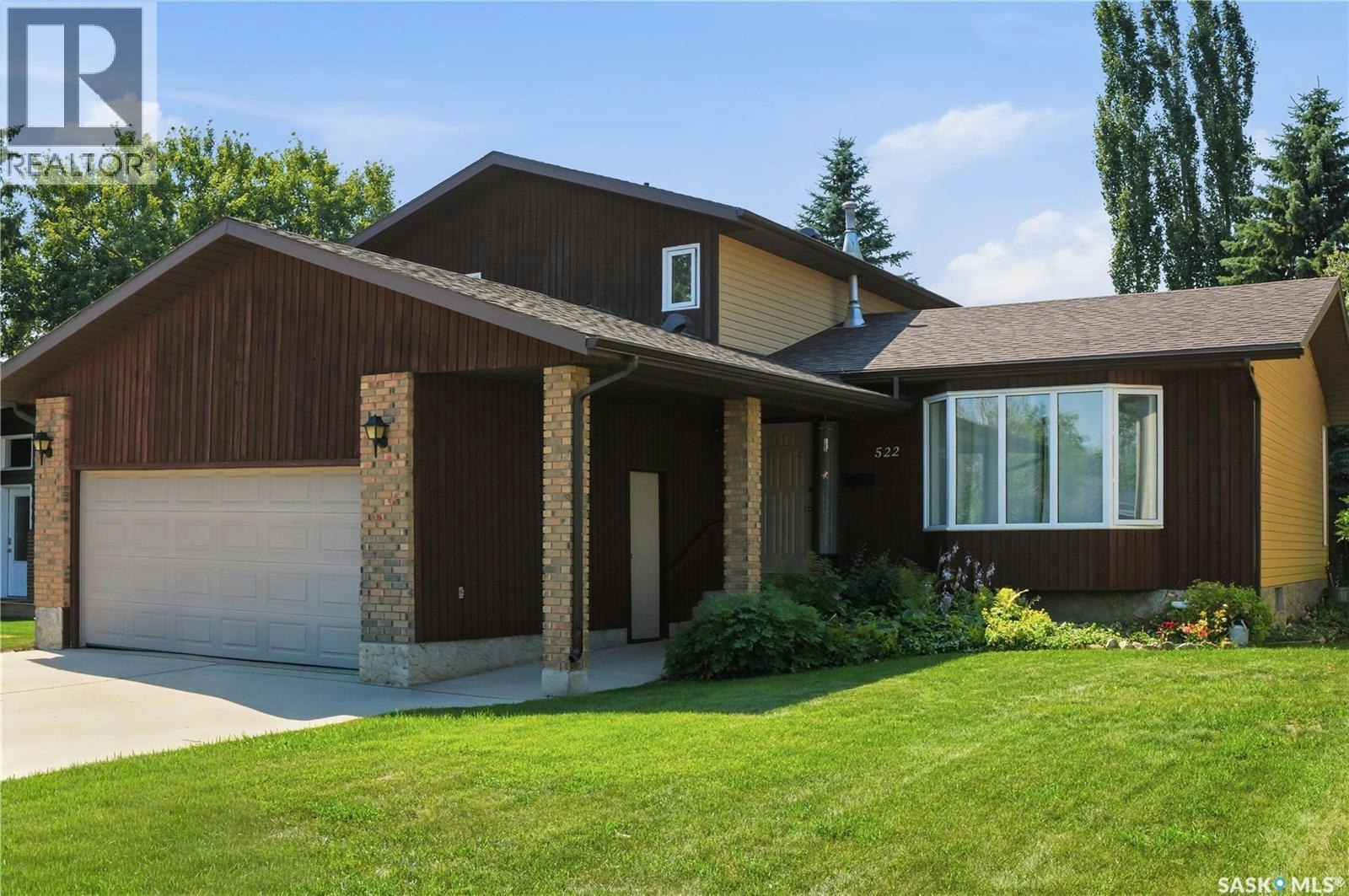 522 Delaronde Road, Saskatoon, SK, S7J 4A8