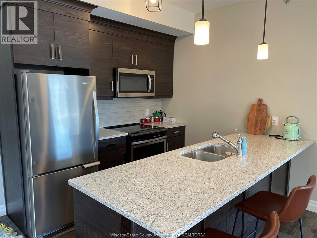 208-5840 Newman, Lasalle, ON, N9H 1S3 - 3