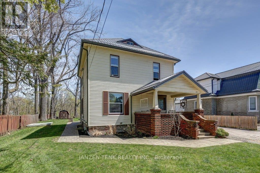 17 Oak Street, Aylmer, ON, N5H 1G3