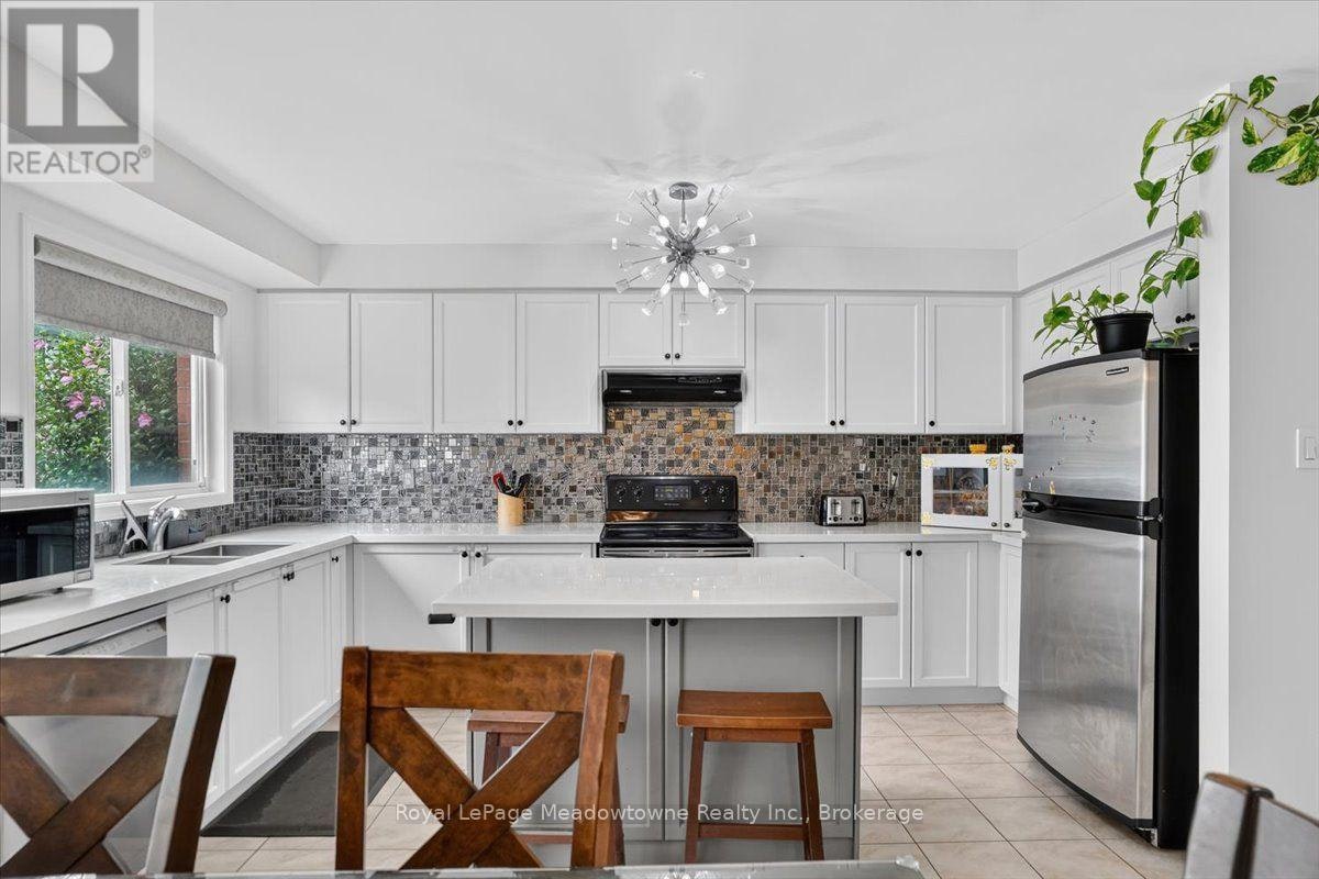 1138 Charlton Way, Milton, ON, L9T 5Y8 - 4