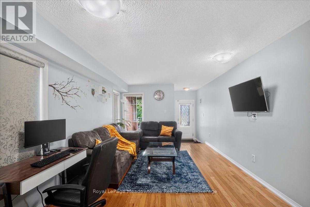 1138 Charlton Way, Milton, ON, L9T 5Y8 - 2