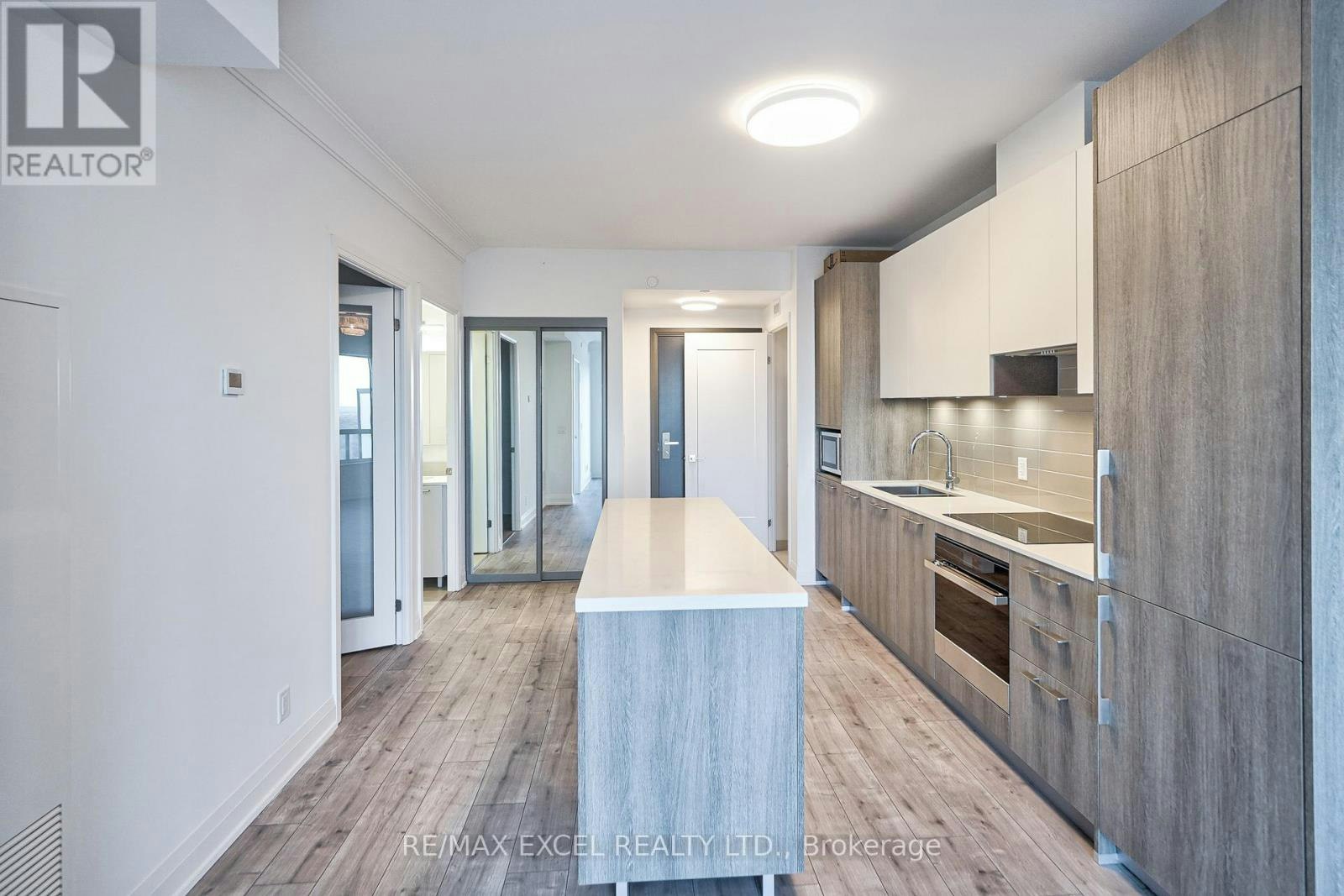 3508-8 Water Walk Drive, Markham, ON, L3R 6L4 - 30