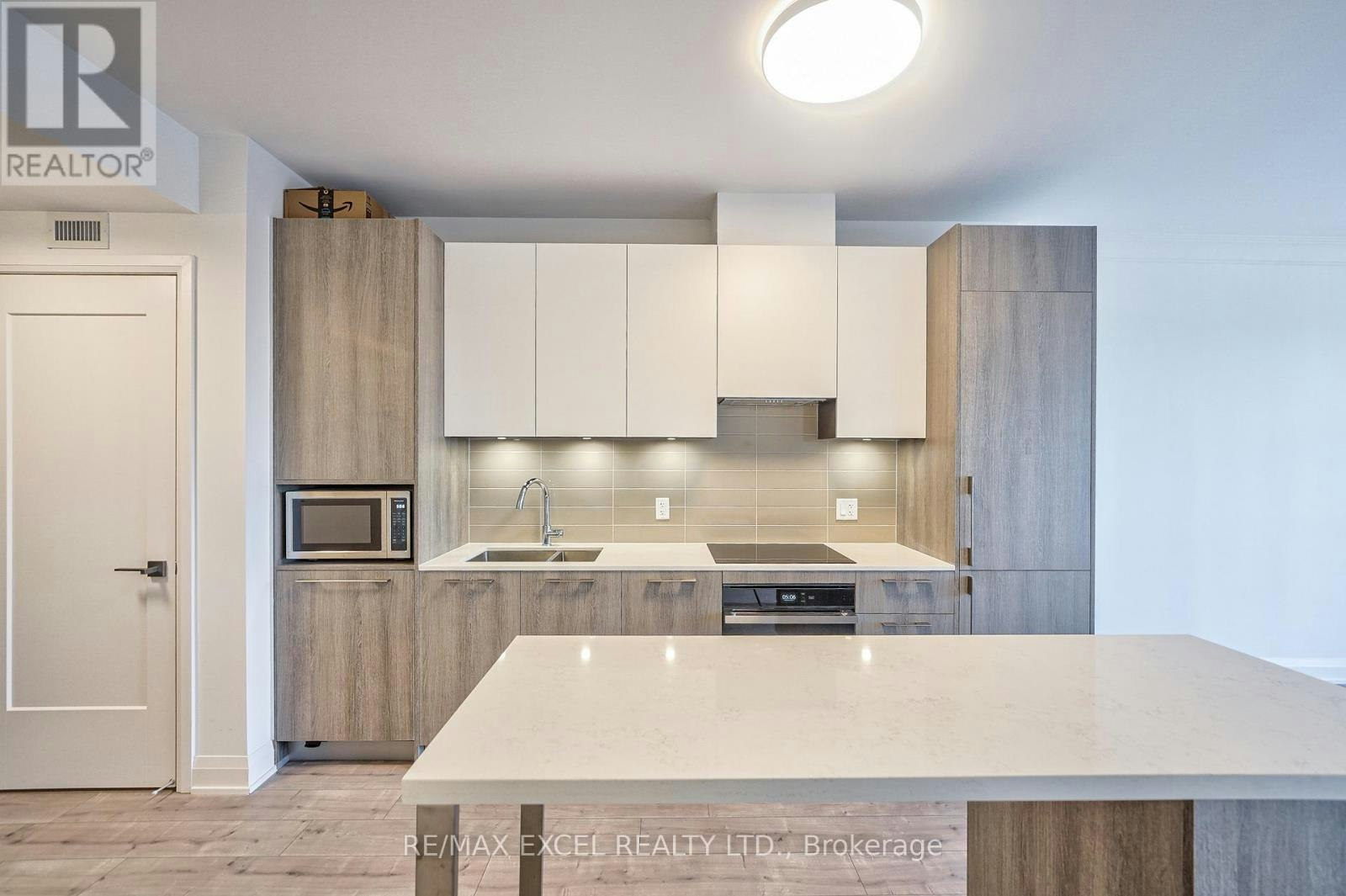 3508-8 Water Walk Drive, Markham, ON, L3R 6L4 - 10
