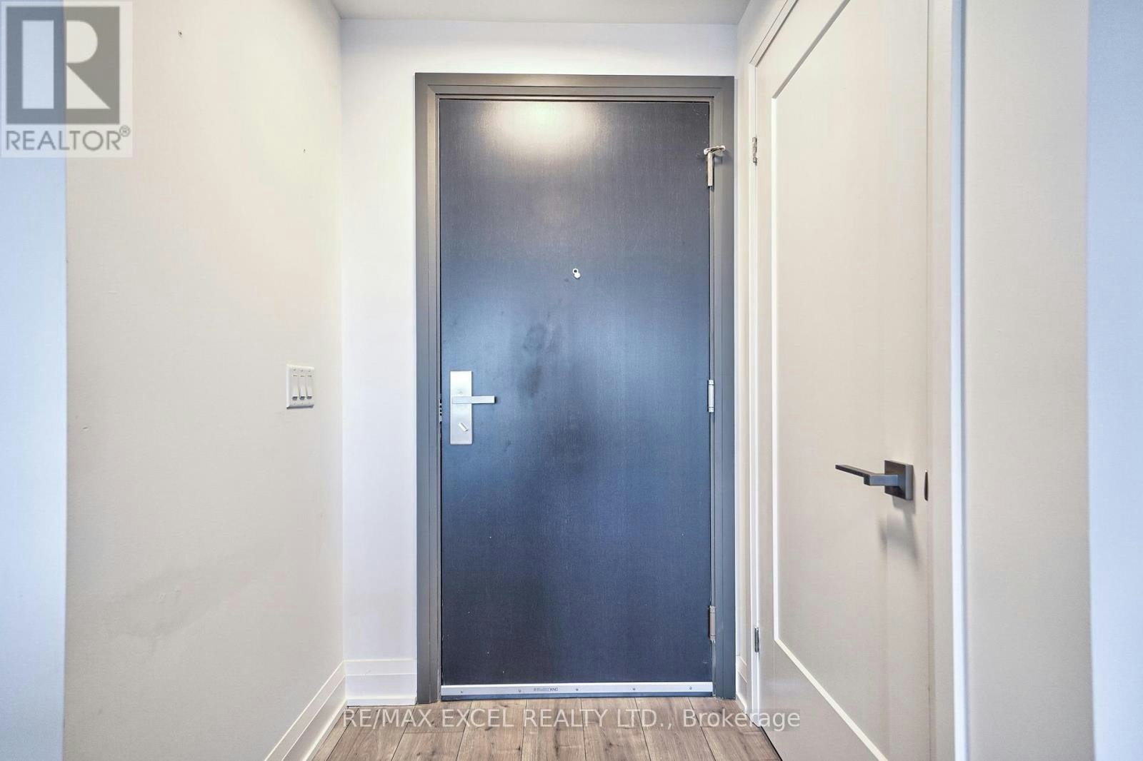 3508-8 Water Walk Drive, Markham, ON, L3R 6L4 - 6
