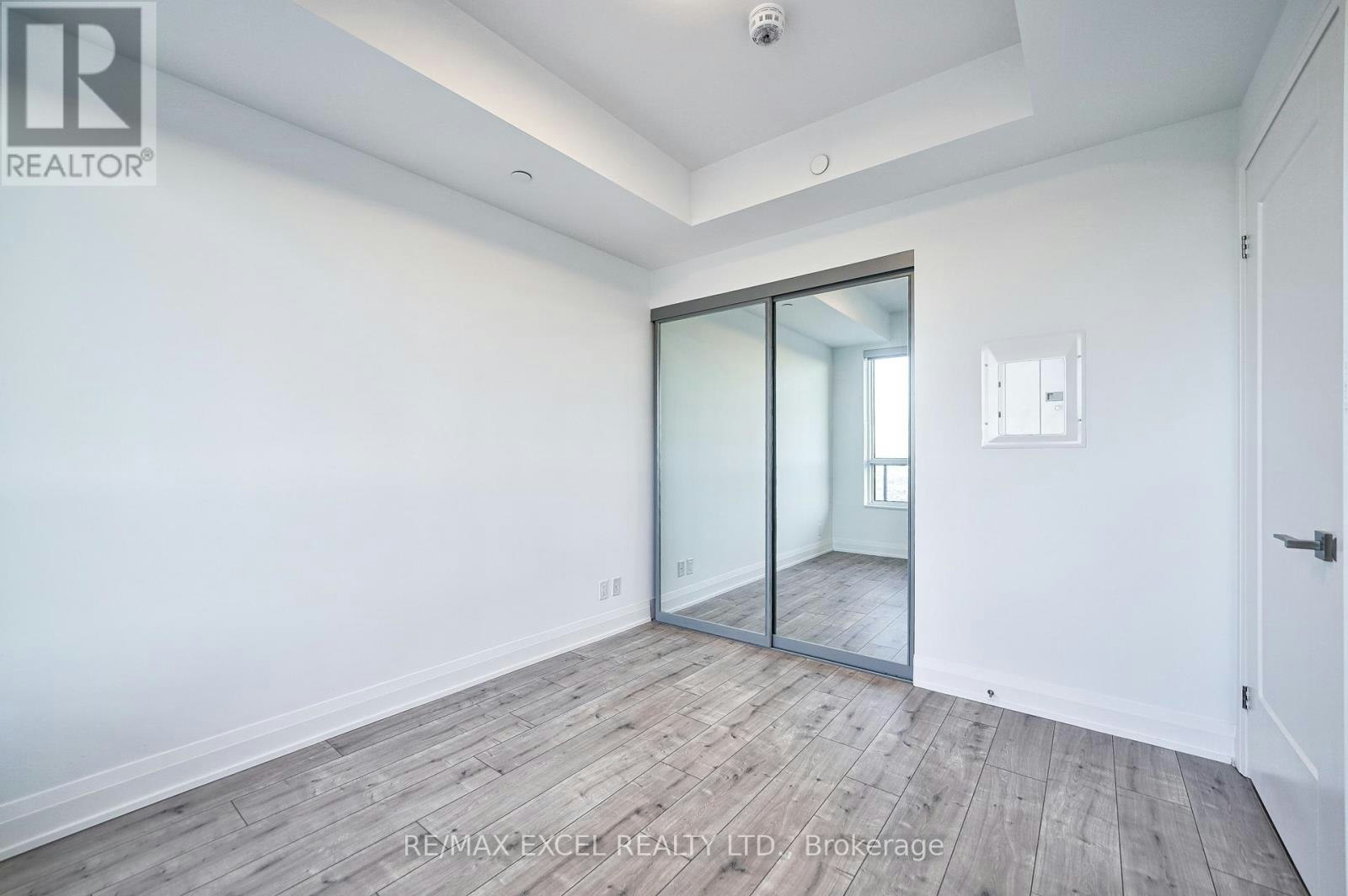 3508-8 Water Walk Drive, Markham, ON, L3R 6L4 - 31