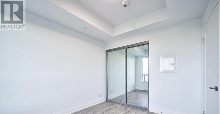 3508-8 Water Walk Drive, Markham, ON, L3R 6L4 - 31