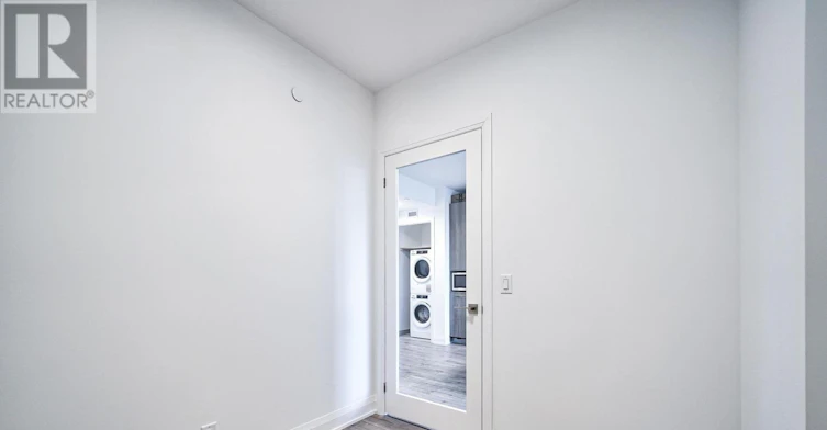 3508-8 Water Walk Drive, Markham, ON, L3R 6L4 - 26