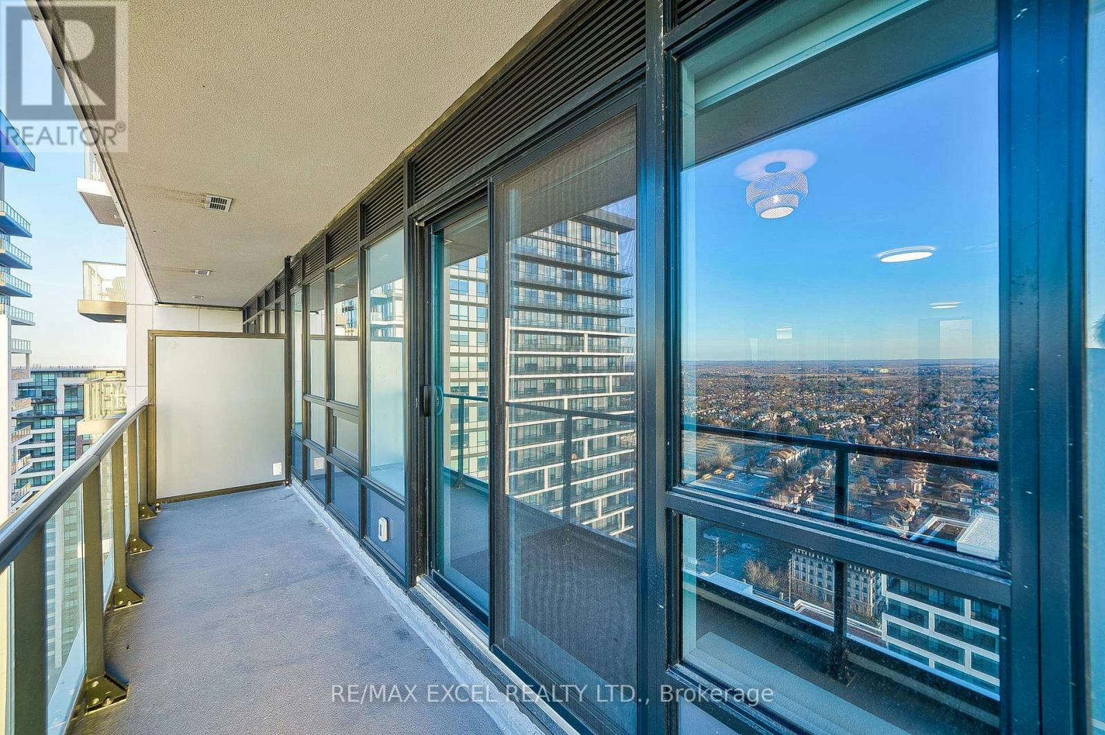 3508-8 Water Walk Drive, Markham, ON, L3R 6L4 - 33