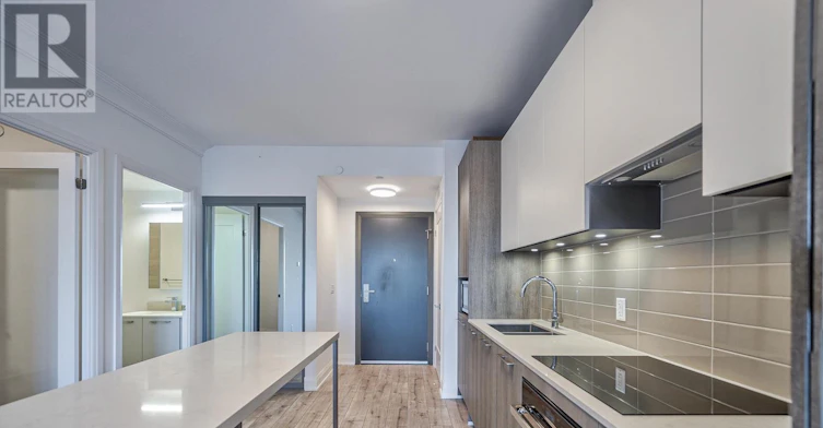 3508-8 Water Walk Drive, Markham, ON, L3R 6L4 - 12